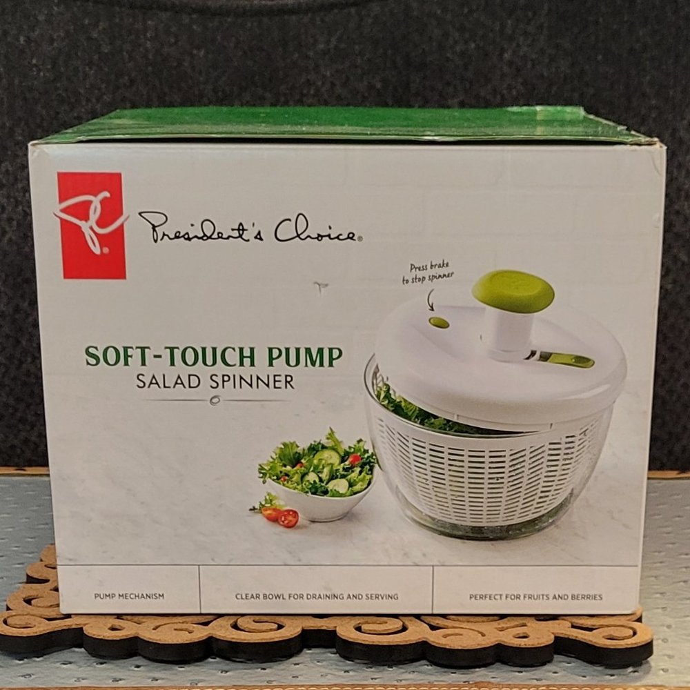 NIB Salad Spinner